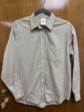 GAP Women's Button-Down Shirt in Taupe- The Big Shirt